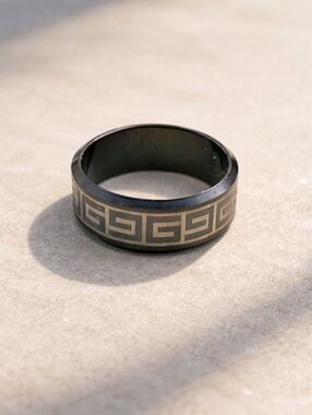 Men’s Black Greek Key Ring Stainless Steel Comfort Fit US 9.5 CN 19.1